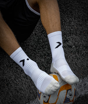 XEO Sports Performance Grip Socks- White